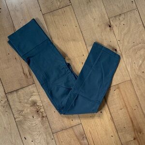 BLANQI Navy Leggings
